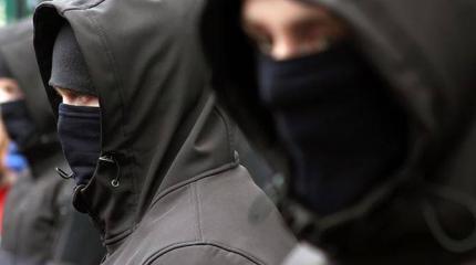 Зеленского и его «сброд» взяли на прицел то ли патриоты, то ли клоуны Зеленского и его «сброд» взяли на прицел то ли патриоты, то ли клоуны