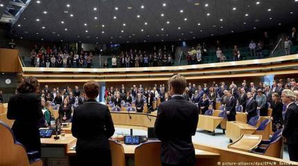 Накануне референдума нидерландские депутаты посетили Киев