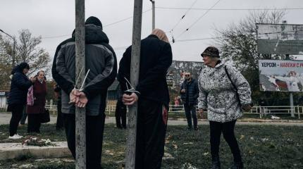 «Вы до Урала отступать собираетесь?»: В Херсоне издеваются над русскими «Вы до Урала отступать собираетесь?»: В Херсоне издеваются над русскими
