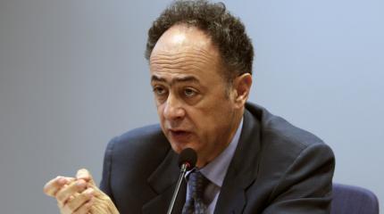 Хьюг Мингарелли призвал провести выборы в Донбассе и назвал условия Хьюг Мингарелли призвал провести выборы в Донбассе и назвал условия