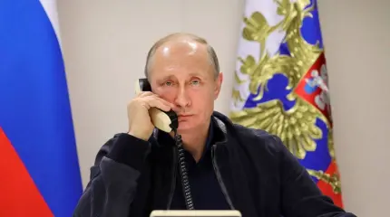 Зеленский с марта пытался дозвониться в Китай, но линия была занята Путиным