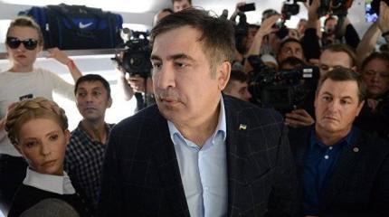 Из Саакашвили делают таран по сносу Порошенко Из Саакашвили делают таран по сносу Порошенко