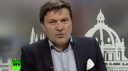 Нил Кларк: Порошенко предпринял провокационный шаг Нил Кларк: Порошенко предпринял провокационный шаг