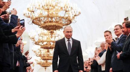 Россия верит настоящему Путину, а не коллективной верхушке Россия верит настоящему Путину, а не коллективной верхушке