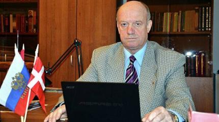 Винокуров: США поставят Европу в неловкое положение разрывом отношений с РФ Винокуров: США поставят Европу в неловкое положение разрывом отношений с РФ