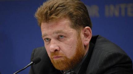 Грозин: Запад пытается дискредитировать Россию, подменяя символы Победы Грозин: Запад пытается дискредитировать Россию, подменяя символы Победы