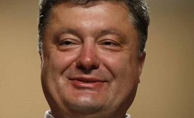 Порошенко изнасиловал Фемиду Порошенко изнасиловал Фемиду