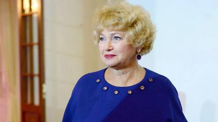Нарусова: Собчак не оставил Ксюше газовой трубы, пусть идет в президенты Нарусова: Собчак не оставил Ксюше газовой трубы, пусть идет в президенты