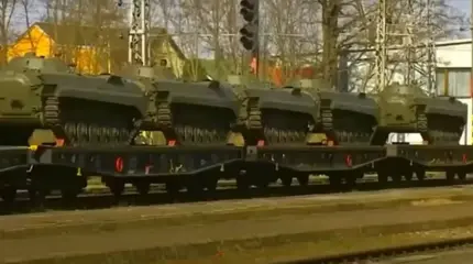 Военная помощь Украине лишит ЕС самостоятельности и обороны Военная помощь Украине лишит ЕС самостоятельности и обороны