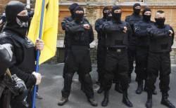 Правосеки лютуют Правосеки лютуют