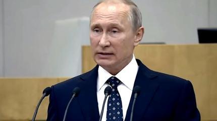 Владимир Путин на первом заседании Госдумы VII созыва