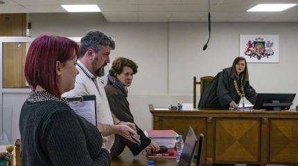 «Клуб "84.1"» – в Латвии судят 14 русских журналистов «Клуб "84.1"» – в Латвии судят 14 русских журналистов