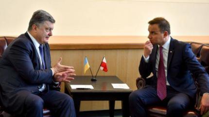 Как Порошенко лебезил перед Дудой, или На чьей стороне Польша?