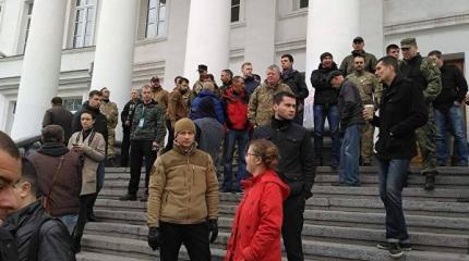 «Полтавская битва»: население выступило против радикалов «Полтавская битва»: население выступило против радикалов