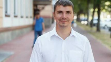Отравленный депутат был ярым критиком Зеленского Отравленный депутат был ярым критиком Зеленского