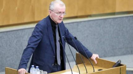 Депутат Шеин назвал победу Трампа невыгодной для России Депутат Шеин назвал победу Трампа невыгодной для России
