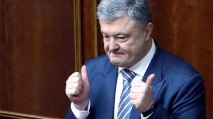 Порошенко предотвратил военный переворот в духе Ельцина Порошенко предотвратил военный переворот в духе Ельцина