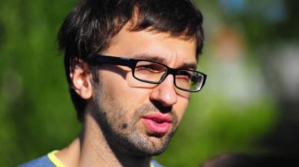 Сергей Лещенко: Украинские олигархи устроили "сходняк" в центре Киева Сергей Лещенко: Украинские олигархи устроили "сходняк" в центре Киева