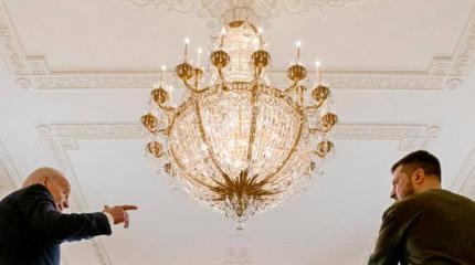 Bloomberg: У Зеленского большие проблемы