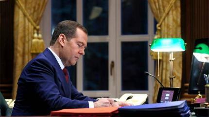 Застой-2020: Медведева из кресла выкинет только непредсказуемый форс-мажор Застой-2020: Медведева из кресла выкинет только непредсказуемый форс-мажор