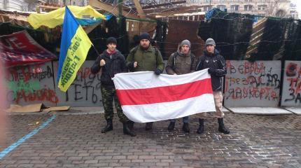 Необандеровцы хунты и «Советская Белоруссия»: близнецы-братья Необандеровцы хунты и «Советская Белоруссия»: близнецы-братья