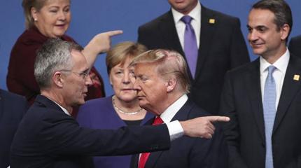«США не место в большой политике»: китайцы о выходке против ВОЗ «США не место в большой политике»: китайцы о выходке против ВОЗ