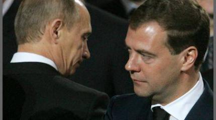Правящие либералы идут войной против Путина