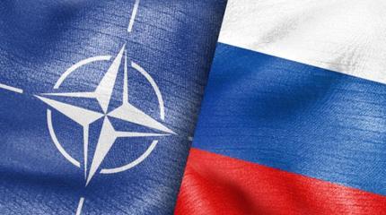 Запад признал Крым, а НАТО выпендривается