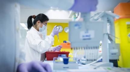 Не только политика: В чем причины отказа Киева от российской вакцины Не только политика: В чем причины отказа Киева от российской вакцины