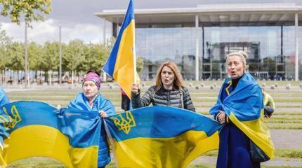 Украина — как клин между Новый и Старым Светом Украина — как клин между Новый и Старым Светом