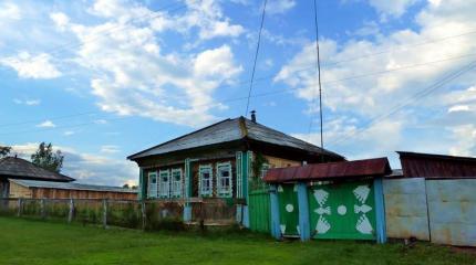Дом, где родился Ельцин, сгорел Дом, где родился Ельцин, сгорел