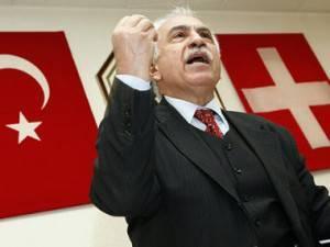 Догу Перинчек впал в истерику из-за Армении, Франции, Швейцарии и Евросуда