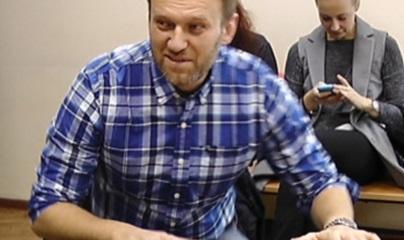 Чем дальше в "Кировлес": Навальный заигрался в оппозиционера Чем дальше в "Кировлес": Навальный заигрался в оппозиционера