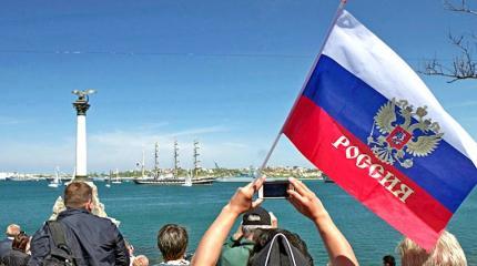 Почему Россия не требует возвращать свои подарки Почему Россия не требует возвращать свои подарки