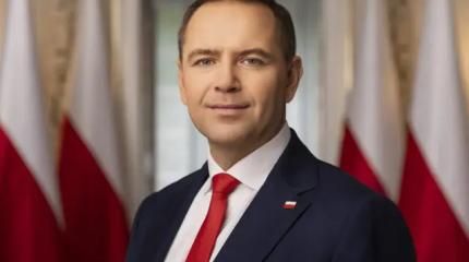 Скандальное вето: президент Польши отбирает пособия у украинцев