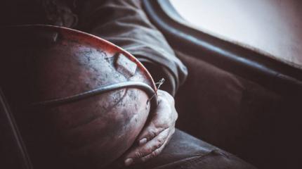 На грани: украинские шахтеры бастуют на западе и востоке страны