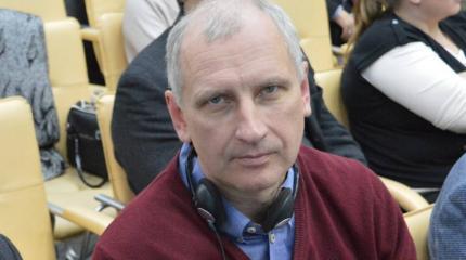 Олег Стариков: Война на Донбассе выгодна Киеву
