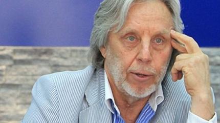 Сбежавший артист Назаров: Путин - маленький, плюгавенький мальчонка Сбежавший артист Назаров: Путин - маленький, плюгавенький мальчонка