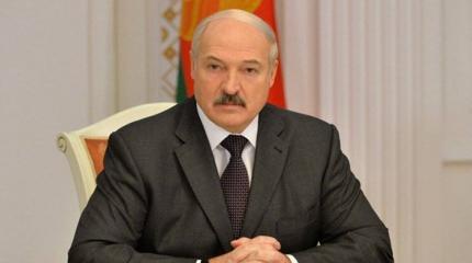 Лукашенко заявил, что готов направить в Донбасс 10 тыс. миротворцев Лукашенко заявил, что готов направить в Донбасс 10 тыс. миротворцев