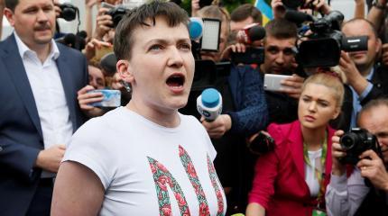 Савченко: Тимошенко пора восвояси, а Порошенко — спуститься с небес Савченко: Тимошенко пора восвояси, а Порошенко — спуститься с небес