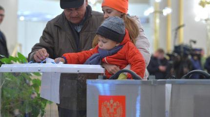 Кремль не планирует отменять прямые выборы губернаторов Кремль не планирует отменять прямые выборы губернаторов