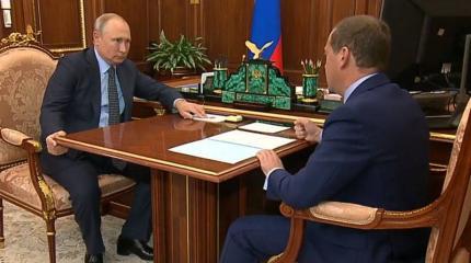 Пожизненное сенаторство для экс-президентов РФ: комитет Госдумы одобряет Пожизненное сенаторство для экс-президентов РФ: комитет Госдумы одобряет