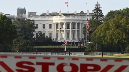 Трамп отметил шесть месяцев непрерывного позора