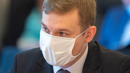 Валентин Коновалов теряет авторитет среди коммунистов Валентин Коновалов теряет авторитет среди коммунистов