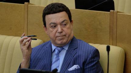 Иосиф Кобзон предложил приостановить дипотношения России и США