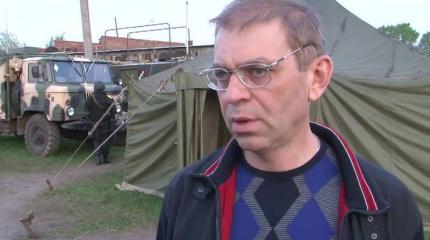 Орды российских беженцев рвутся на Украину Орды российских беженцев рвутся на Украину