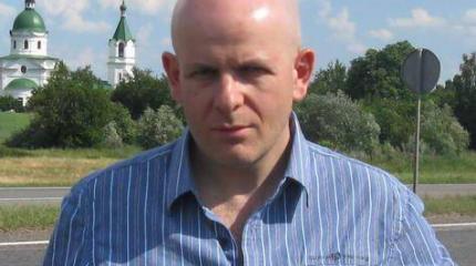 Олесь Бузина: Польша напугана и обеспокоена Украиной Олесь Бузина: Польша напугана и обеспокоена Украиной