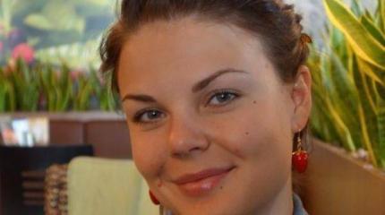 Анна Арямова: Украина представляет собой мировой политический театр Анна Арямова: Украина представляет собой мировой политический театр