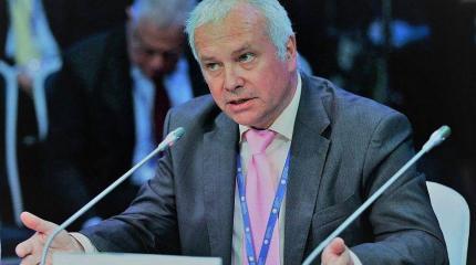 Рар рассказал об унижениях, с которыми приходится мириться Евросоюзу Рар рассказал об унижениях, с которыми приходится мириться Евросоюзу