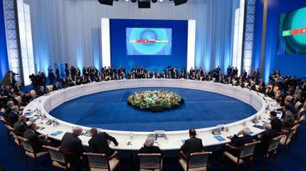Россия: самодостаточность как лекарство от «пятого Интернационала» Россия: самодостаточность как лекарство от «пятого Интернационала»